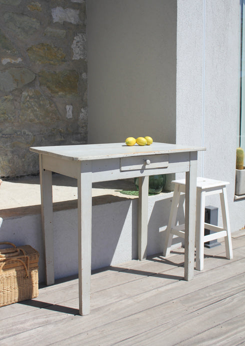 Petite table ancienne "Violette"