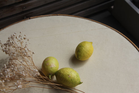 Table basse en rotin vintage "Ambre"