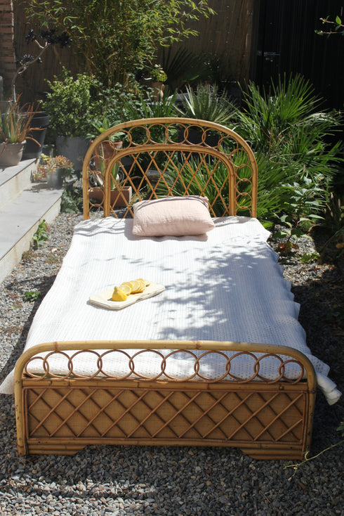 Lit rotin vintage "Achille"