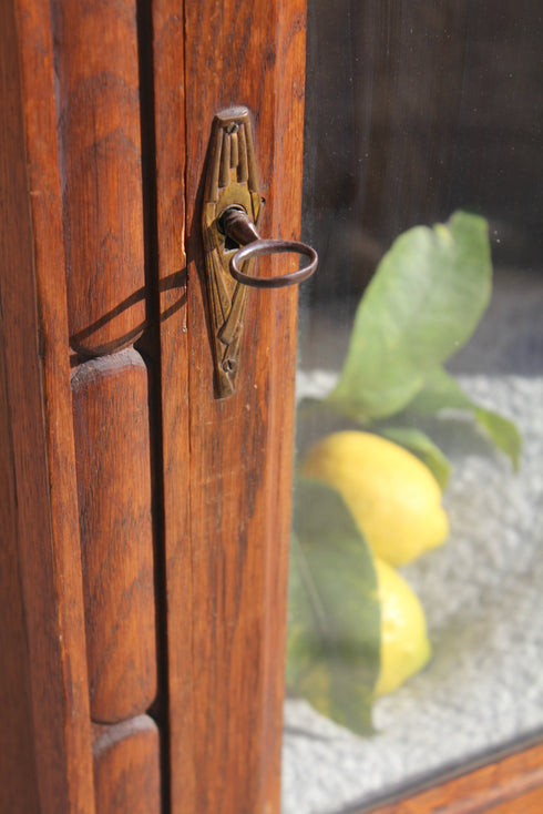 Bonnetière vitrée art déco "Heloise"