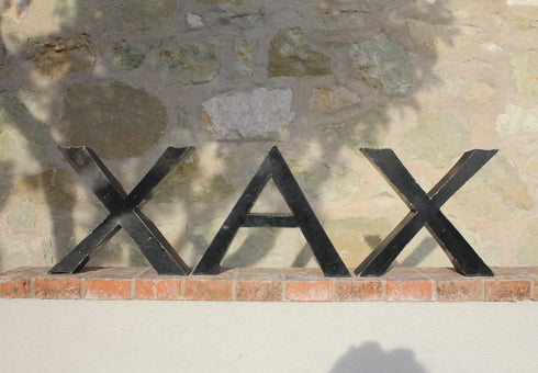 Lettres industrielles anciennes "XX"