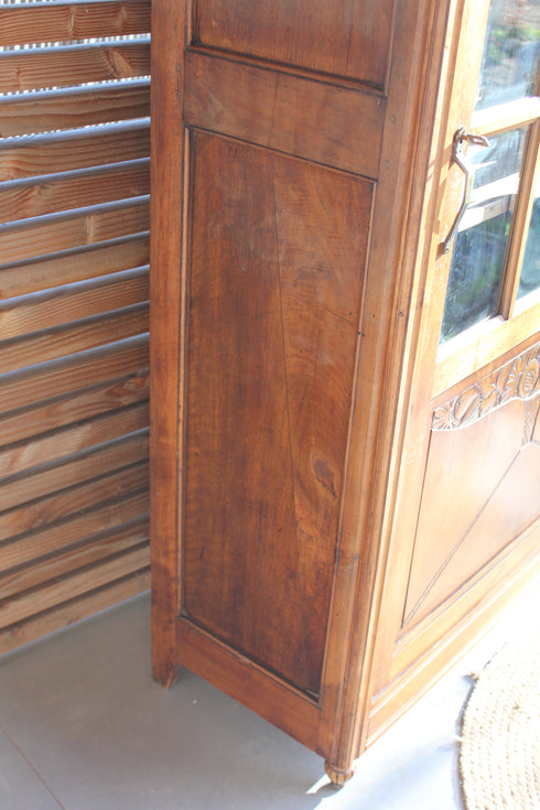 Bonnetière art déco en noyer "Suzie"