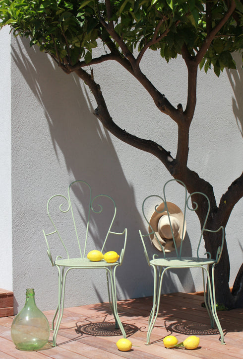 Paire de fauteuils en fer forgé "Margaux"