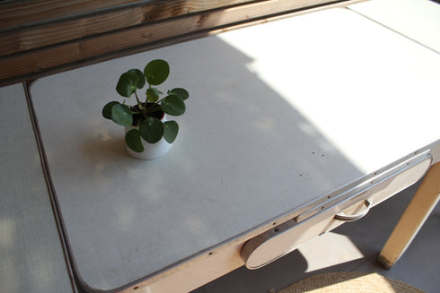 Table mado et chaises assorties années 50 Grégoire